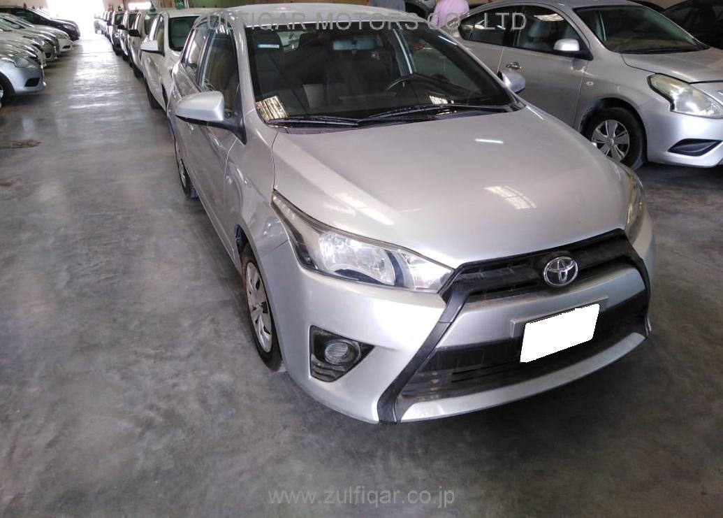 TOYOTA YARIS 2015 Image 5