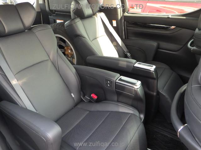 TOYOTA ALPHARD 2018 Image 23