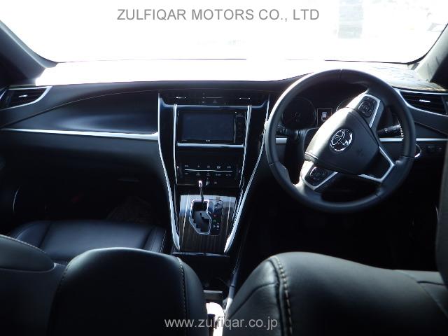 TOYOTA HARRIER 2015 Image 12