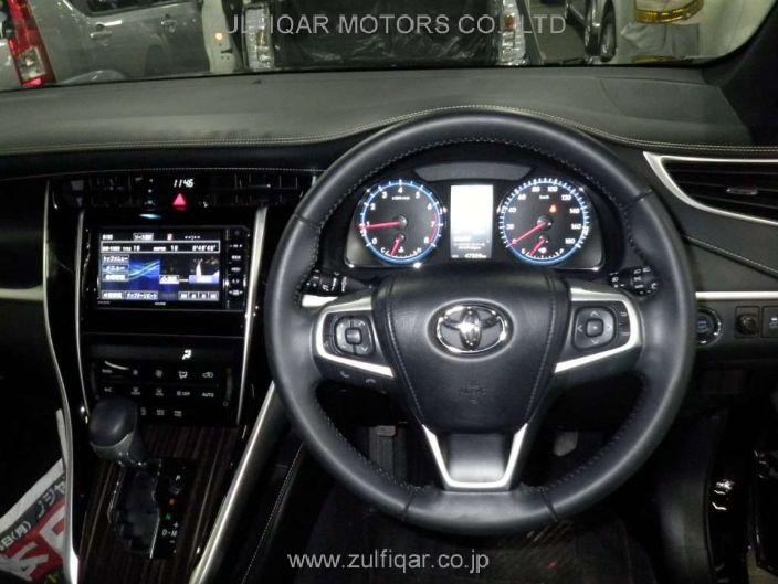 TOYOTA HARRIER 2015 Image 6