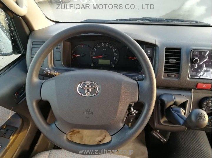 TOYOTA HIACE WAGON 2018 Image 11