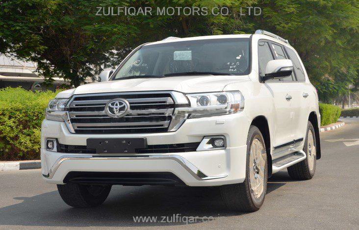 TOYOTA LAND CRUISER 2016 Image 4