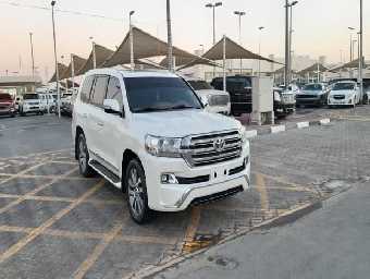 TOYOTA LAND CRUISER 2017 Image 1