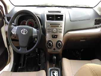 TOYOTA AVANZA 2016 Image 2