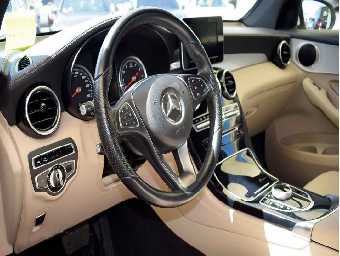 MERCEDES BENZ GLC CLASS 2017 Image 2