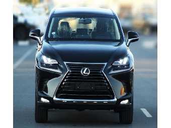 LEXUS NX 300 2018 Image 1