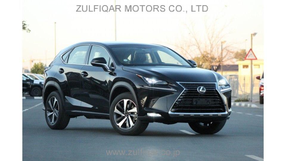 LEXUS NX 300 2018 Image 5