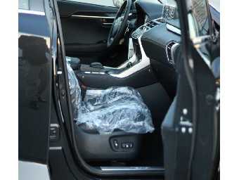 LEXUS NX 300 2018 Image 8