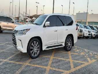 LEXUS LX 570 2017 Image 7