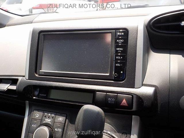 TOYOTA WISH 2016 Image 9