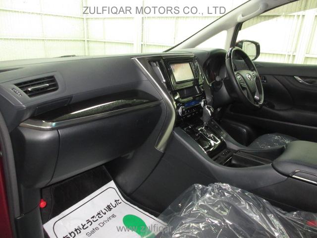 TOYOTA ALPHARD 2018 Image 21