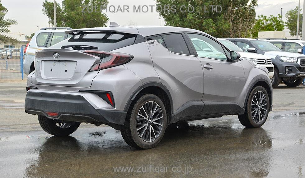 TOYOTA C-HR 2019 Image 4