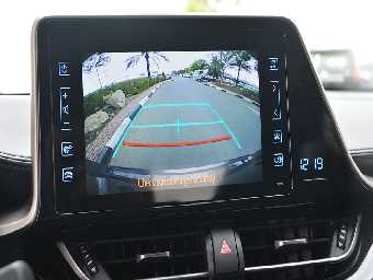 TOYOTA C-HR 2019 Image 10