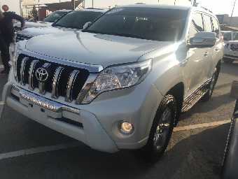 TOYOTA PRADO 2015 Image 2