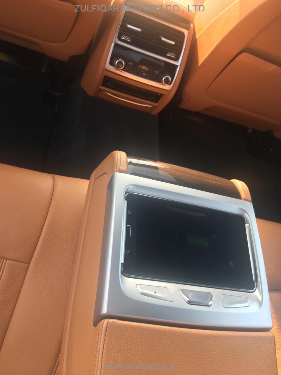 BMW 7 SERIES 2017 Image 11