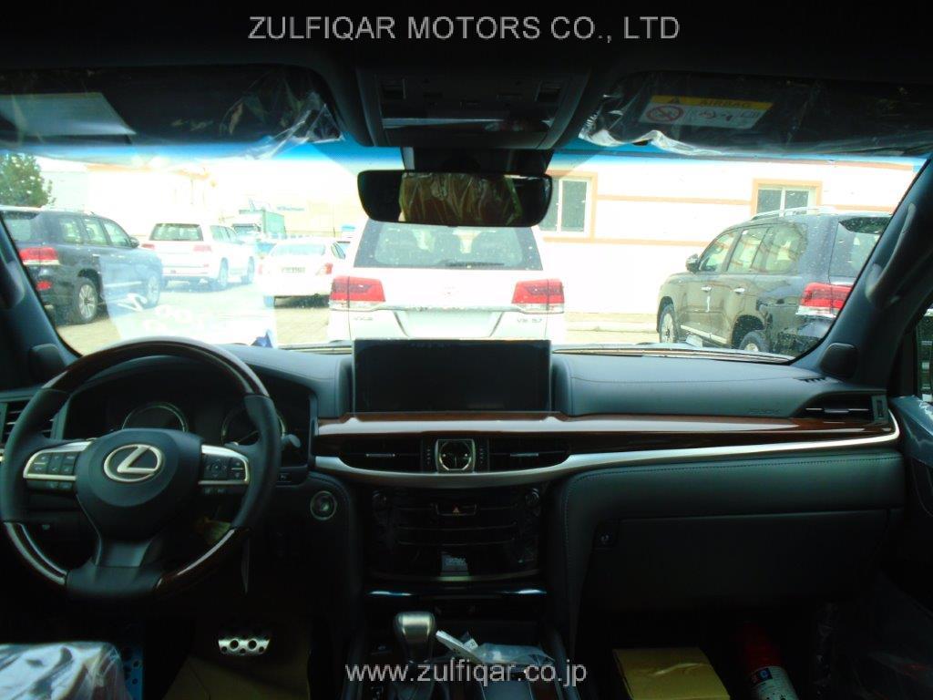LEXUS LX 570 2019 Image 2