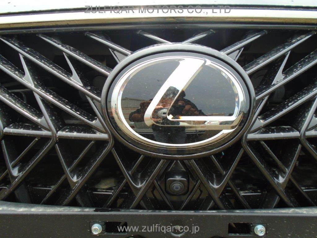 LEXUS LX 570 2019 Image 3
