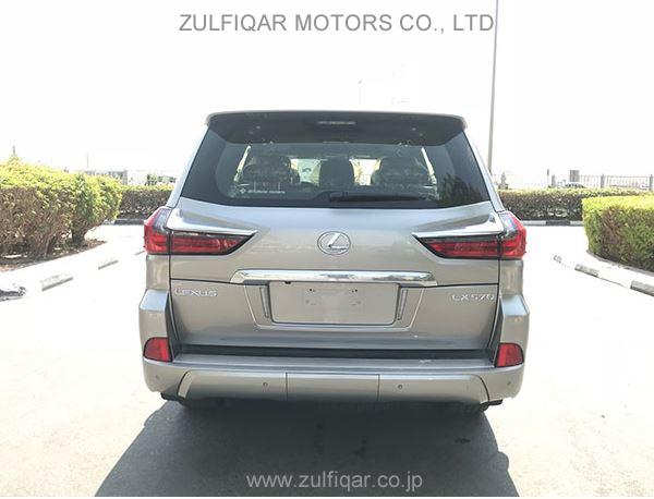 LEXUS LX 570 2018 Image 3