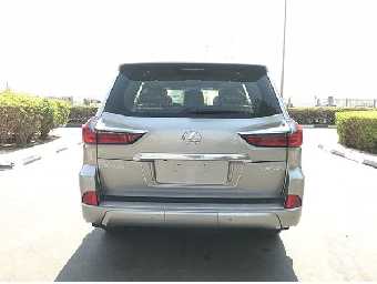 LEXUS LX 570 2018 Image 3
