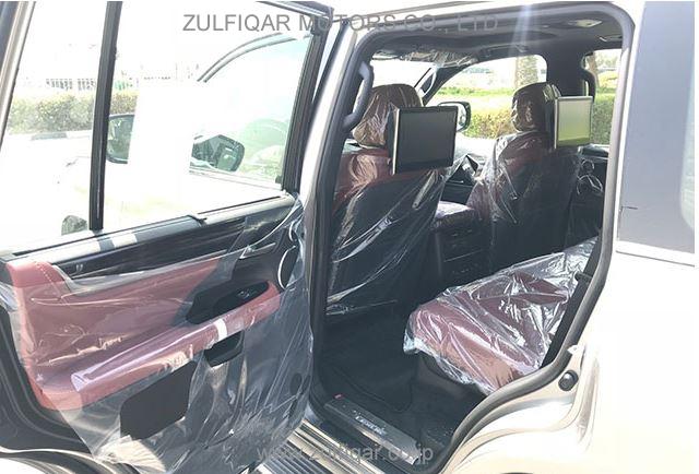 LEXUS LX 570 2018 Image 6