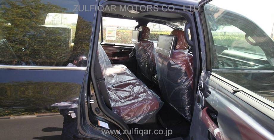 LEXUS LX 570 2019 Image 8