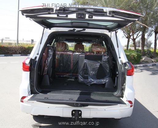 LEXUS LX 570 2019 Image 7