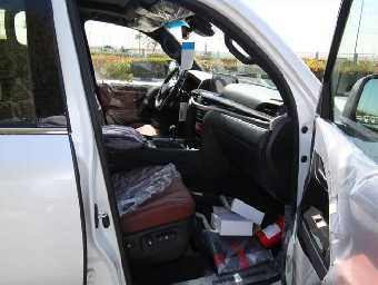 LEXUS LX 570 2019 Image 9