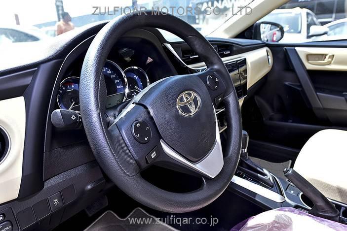 TOYOTA COROLLA 2017 Image 2