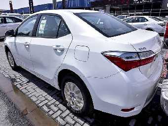 TOYOTA COROLLA 2017 Image 4