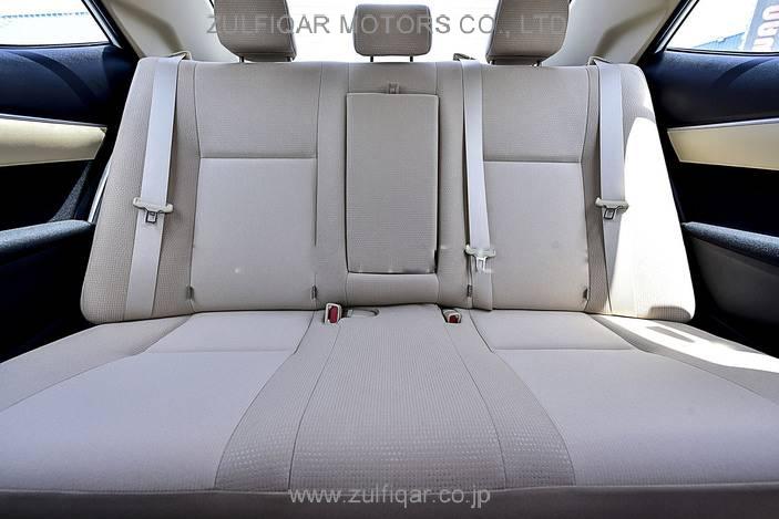 TOYOTA COROLLA 2017 Image 7