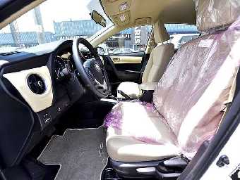 TOYOTA COROLLA 2017 Image 8