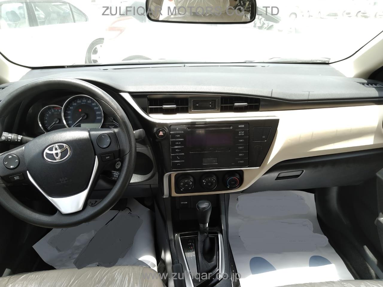 TOYOTA COROLLA 2019 Image 3