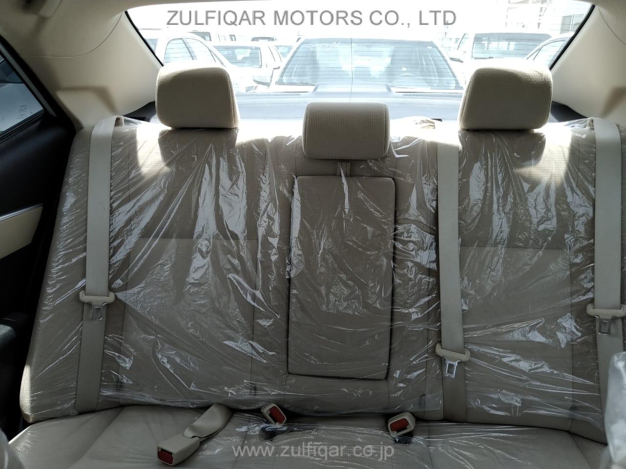 TOYOTA COROLLA 2019 Image 9