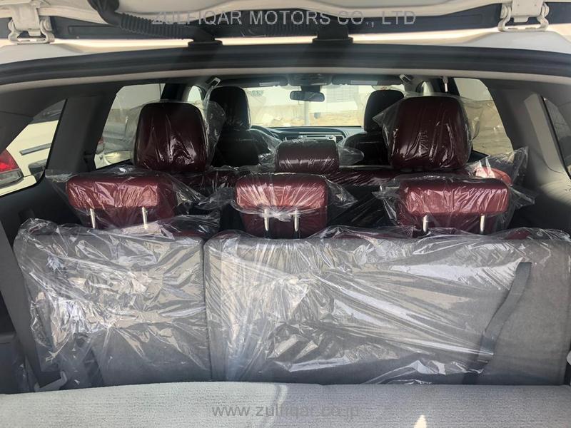 TOYOTA HIGHLANDER 2018 Image 8