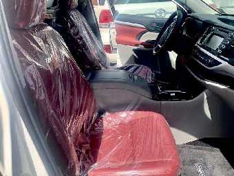 TOYOTA HIGHLANDER 2018 Image 9