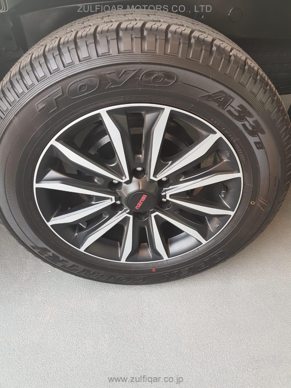 ISUZU D-MAX 2019 Image 10