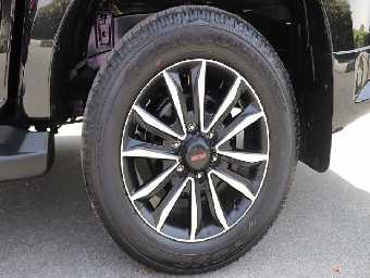 ISUZU D-MAX 2019 Image 8