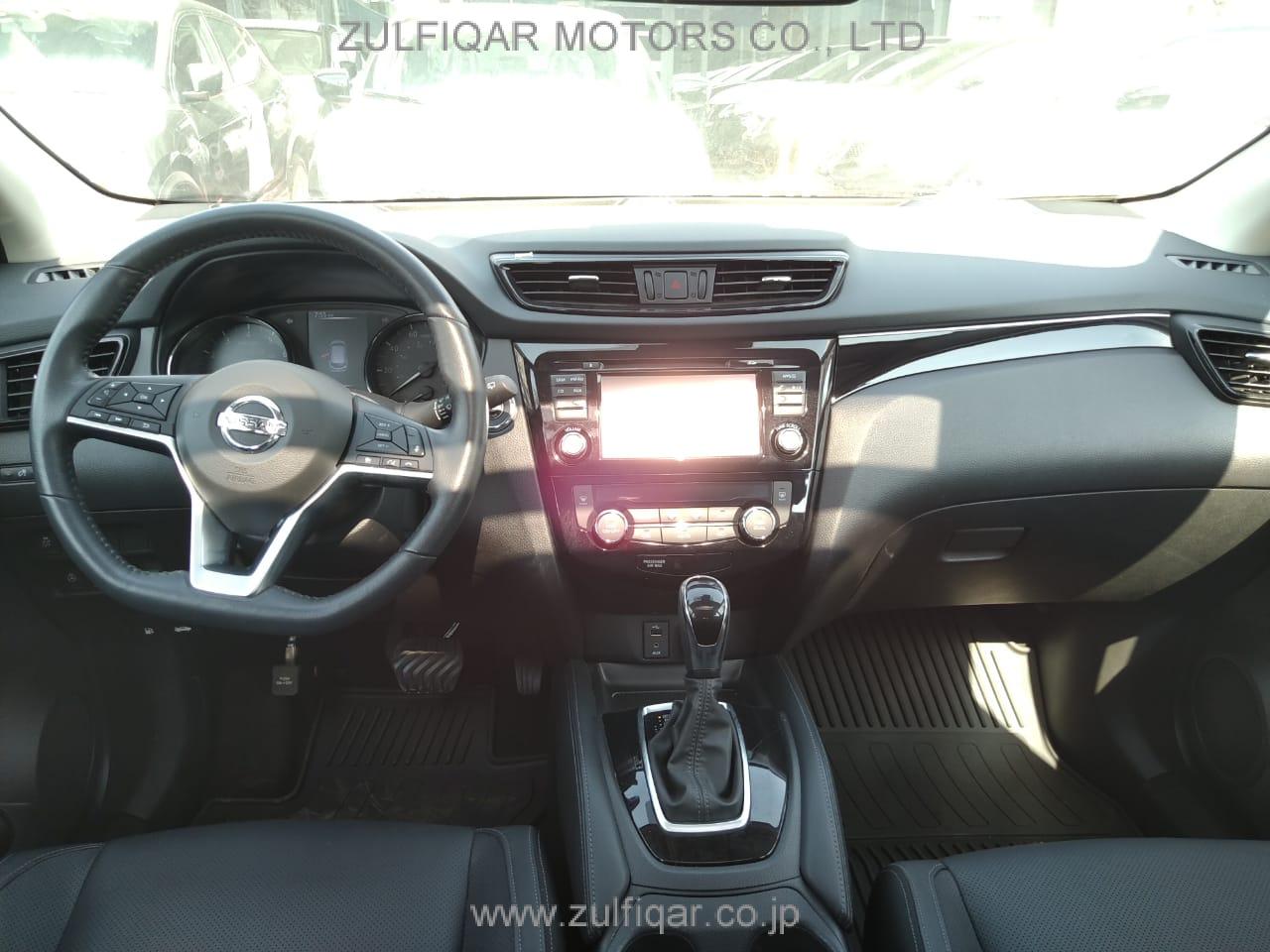 NISSAN ROGUE 2018 Image 2