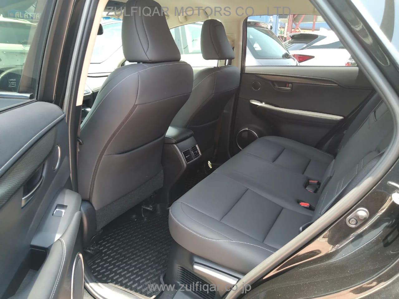 LEXUS NX 2019 Image 11