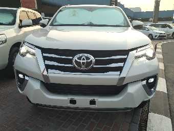 TOYOTA FORTUNER 2018 Image 1