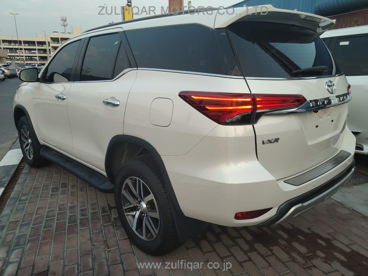 TOYOTA FORTUNER 2018 Image 7