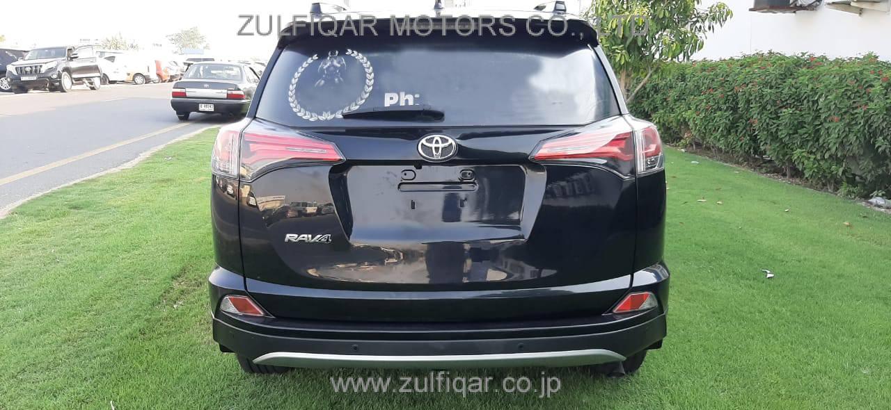 TOYOTA RAV-4 2017 Image 3