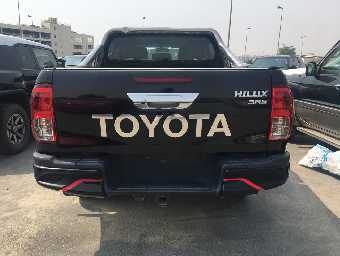 TOYOTA HILUX 2017 Image 3