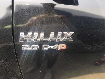 TOYOTA HILUX 2017 Image 10