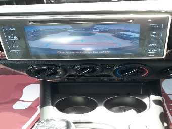 TOYOTA HILUX 2019 Image 10