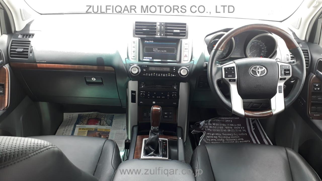 TOYOTA PRADO 2013 Image 2