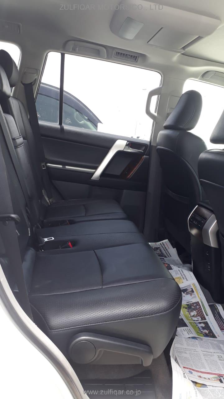 TOYOTA PRADO 2013 Image 9
