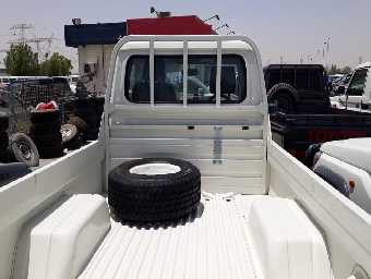 TOYOTA LAND CRUISER 2011 Image 6