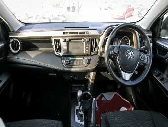 TOYOTA RAV-4 2017 Image 2