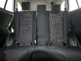 TOYOTA RAV-4 2017 Image 6